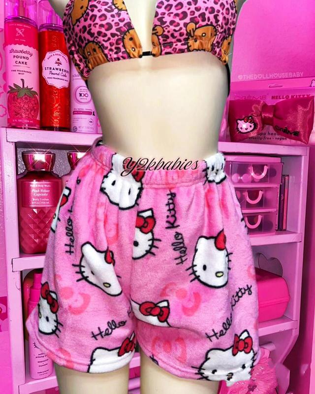 Casual Sports Shorts Flannel Cartoon Hello Kitty Women's Summer New Elastic Waist Pajama Pants Wide Leg Shorts Fashion